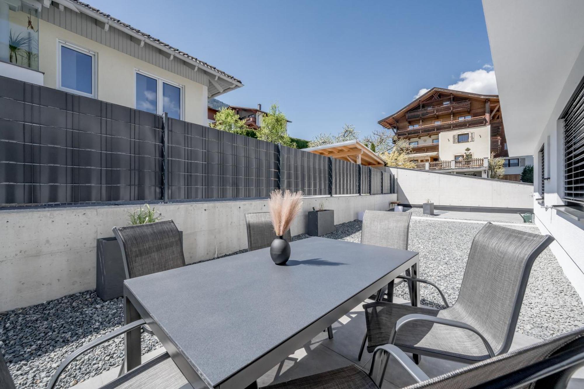 Mountain Moments Apartment Sautens